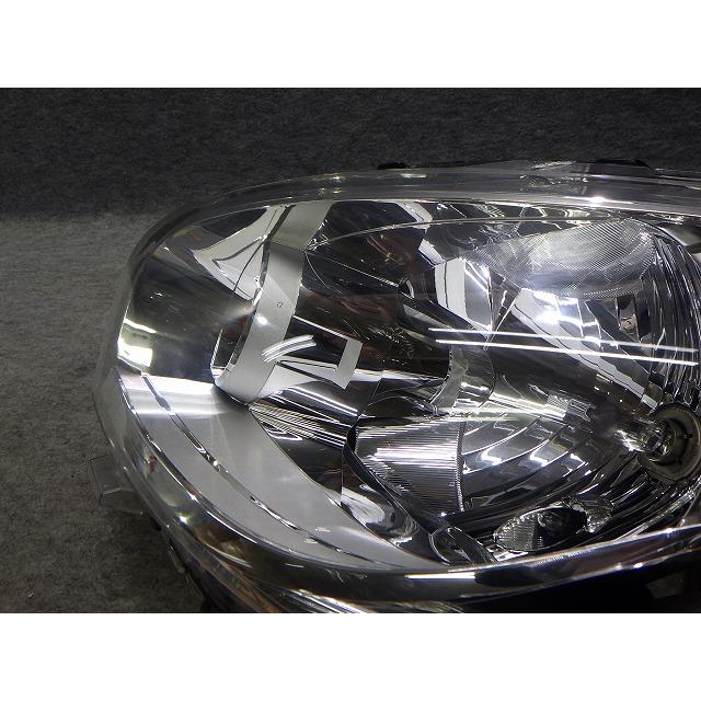日産（NISSAN） デイズ 左ヘッドライト ハロゲン B21W W1047 26060 