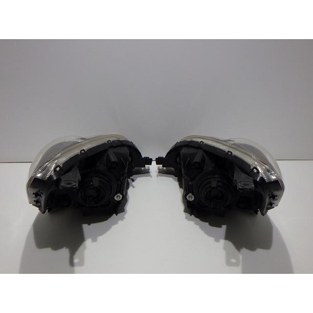 ホンダ（HONDA） ライフ ディーバ ヘッドライト左右 ハロゲン JB5/6