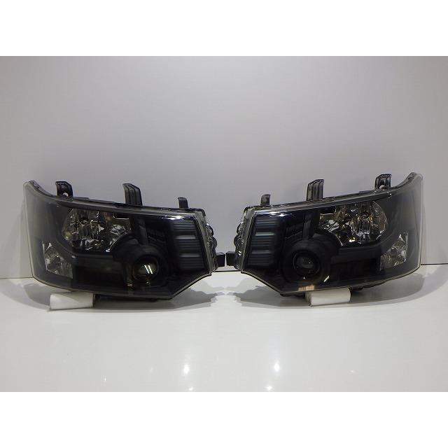 三菱（MITSUBISHI） デリカD5 ヘッドライト左右 HID CV 前期 100-87918