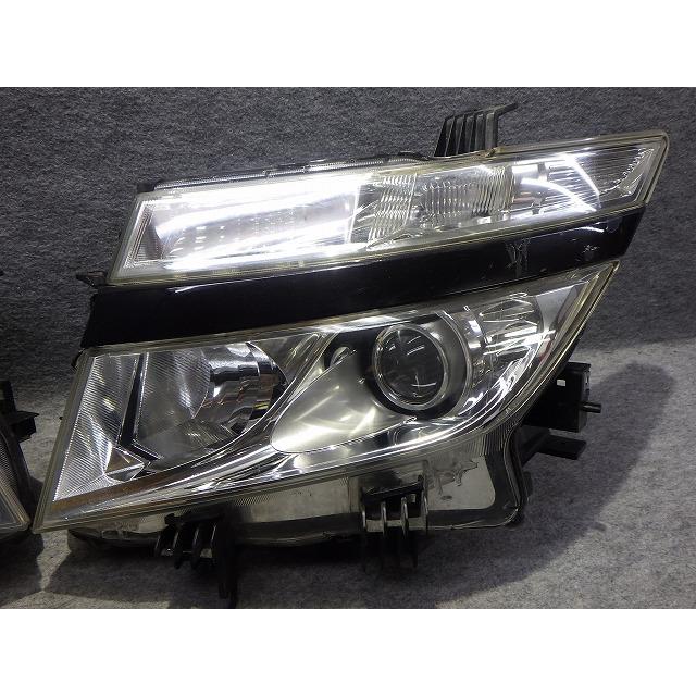 日産（NISSAN） エルグランド ヘッドライト 左右 HID キセノン 前期