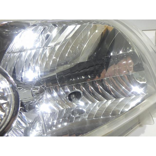 トヨタ（TOYOTA） ポルテ ヘッドライト左右 HID NNP10/15 後期 52-129