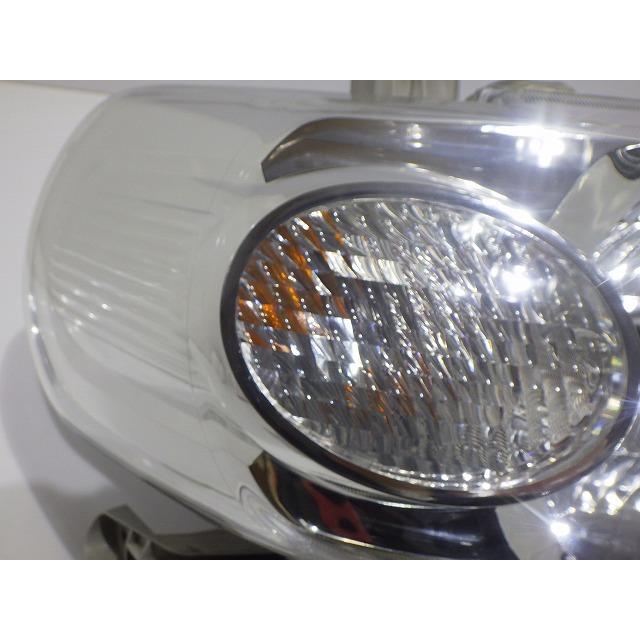 トヨタ（TOYOTA） ポルテ ヘッドライト左右 HID NNP10/15 後期 52-129