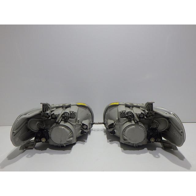 トヨタ（TOYOTA） ポルテ ヘッドライト左右 HID NNP10/15 後期 52-129