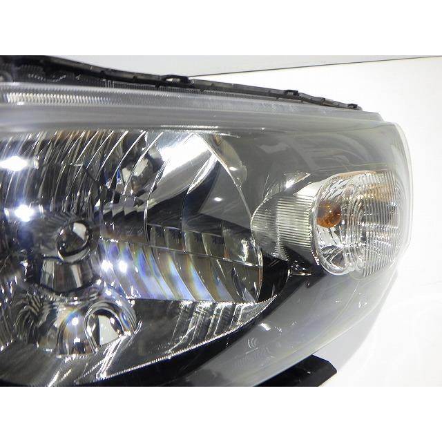 キューブ 右ヘッドライト キセノン HID Z12 NZ12 P8191 ZE 26010-1FA1C