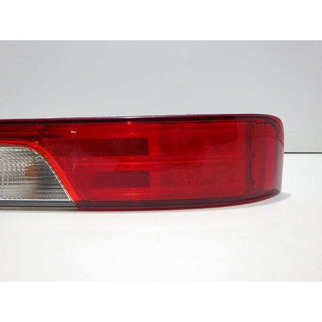スズキ（SUZUKI） エヴリィ 右テール DA17W D146 35603-64P00