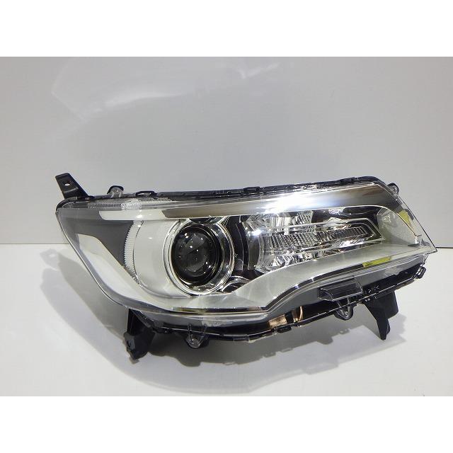日産（NISSAN） デイズルークス ヘッドライト左右 HID B21W W1048