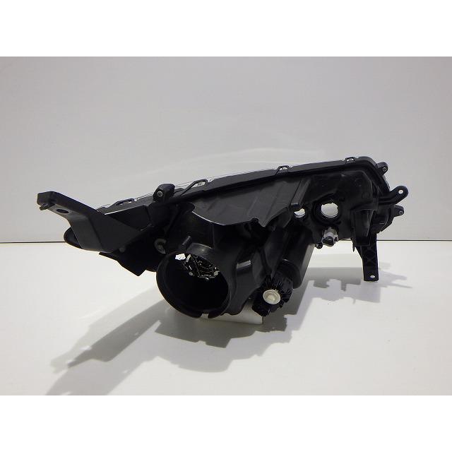 トヨタ（TOYOTA） デイズ 左ヘッドライト HID B21W EKカスタム W1048