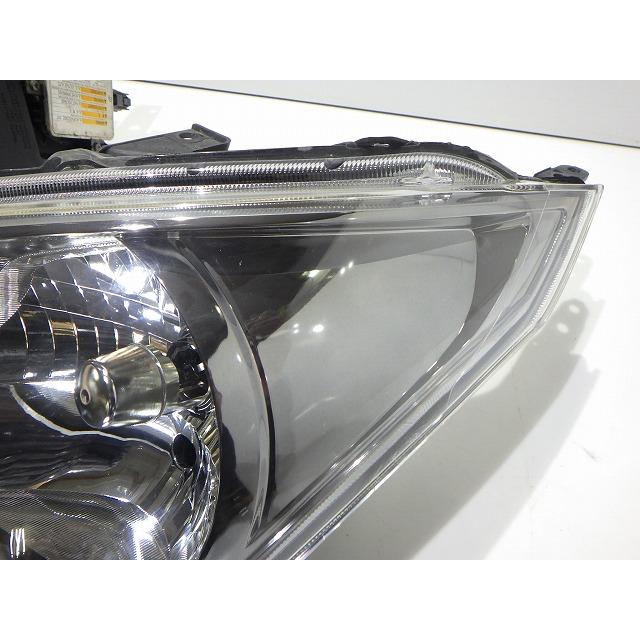 車 新品 スズキ ヘッドライト 35320-76F53 35120-76F53