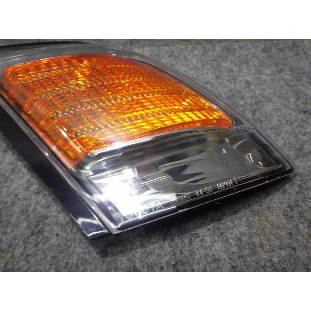 トヨタ（TOYOTA） ガイア 右ウインカーレンズ コーナーレンズ SXM10/15