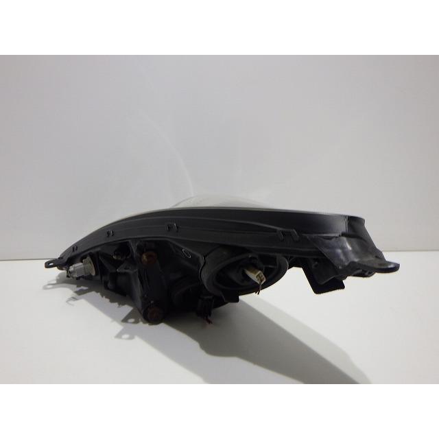 トヨタ（TOYOTA） セリカ 右ヘッドライト ハロゲン ZZT230/231 20-416
