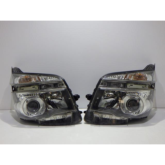 ヴォクシー 70系 ヘッドライト左右 HID 後期 28-225 T 81145/81185