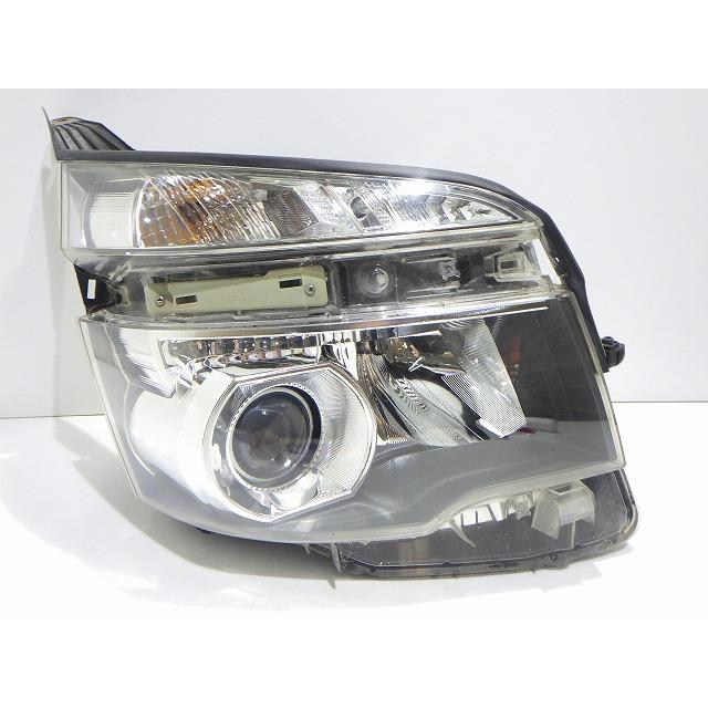 ヴォクシー 70 後期 純正 HID ヘッドライト 左右 ヴォクシー 70系 ヘッドライト左右 HID 後期 28-225 T 81145/81185