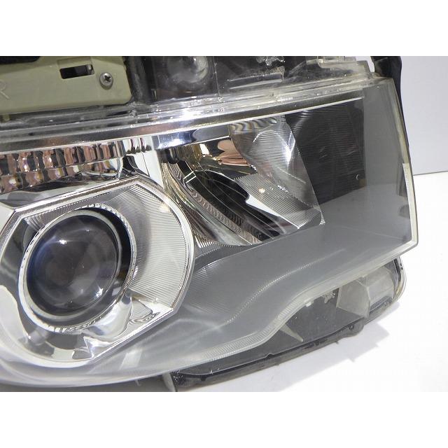 ヴォクシー 70系 ヘッドライト左右 HID 後期 28-225 T 81145/81185