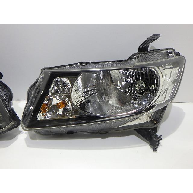 フリード フリードスパイク ヘッドライト左右 HID GB3/4 後期 100