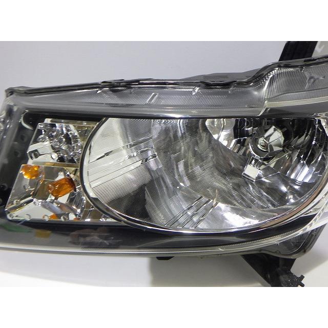 フリード フリードスパイク ヘッドライト左右 HID GB3/4 後期 100