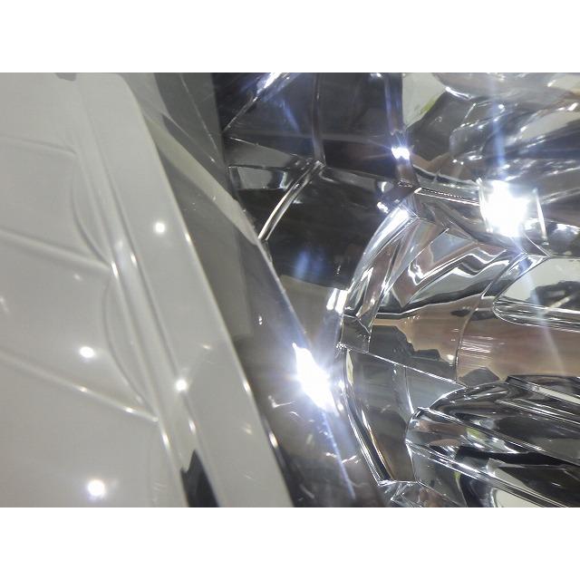 三菱（MITSUBISHI） デリカD5 ヘッドライト 左右 HID CV 前期 100
