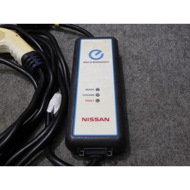 日産 リーフ 充電ケーブル 3NA1A 管理番号 25020373 ) 日産リーフ正規