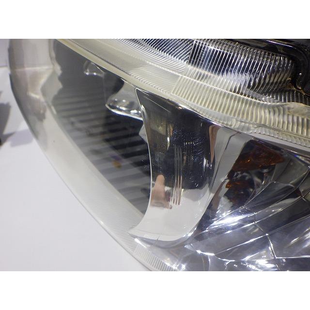トヨタ（TOYOTA） bB ヘッドライト左右 HID QNC20/21/25 B1-2 81110
