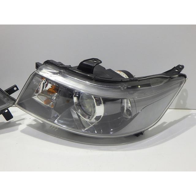 ワゴンR スティングレー　mh23 ヘッドライト 本体 左右セット スズキ（SUZUKI） ワゴンR スティングレー ヘッドライト 左右 HID