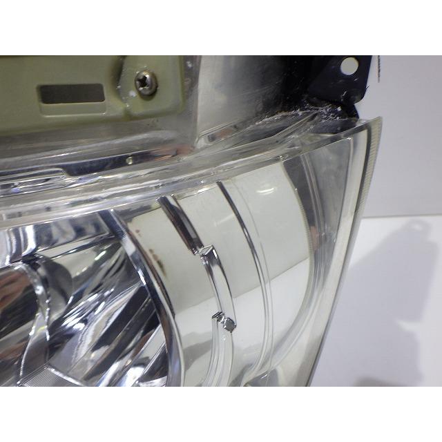 ヴォクシー 70系 ヘッドライト左右 HID ZRR70/75 前期 28-203 VK 81145