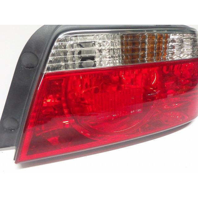 トヨタ（TOYOTA） チェイサー 右テール JZX100 後期 81550-2A020 22