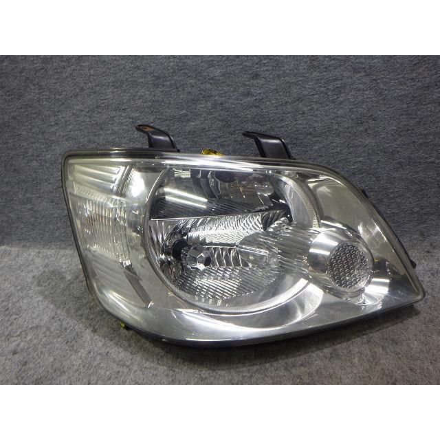 トヨタ（TOYOTA） ノア ヘッドライト 左右 HID AZR60/65 前期 28-151