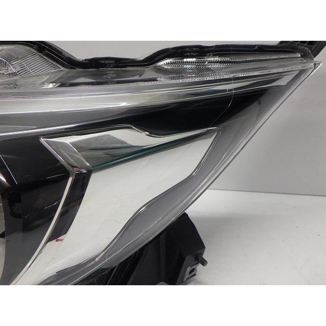 日産（NISSAN） デイズ 左ヘッドライト LED B46W 100-23775 26060