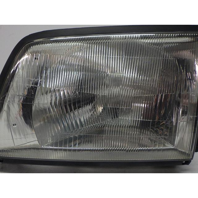 マツダ（Mazda） ボンゴ 左ヘッドライト ハロゲン SK P0220 バネット