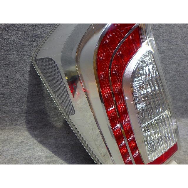 プリウス 30系LED 左テールランプ プリウス プリウス 左テール テールランプ ZVW30 後期 47-55 81560