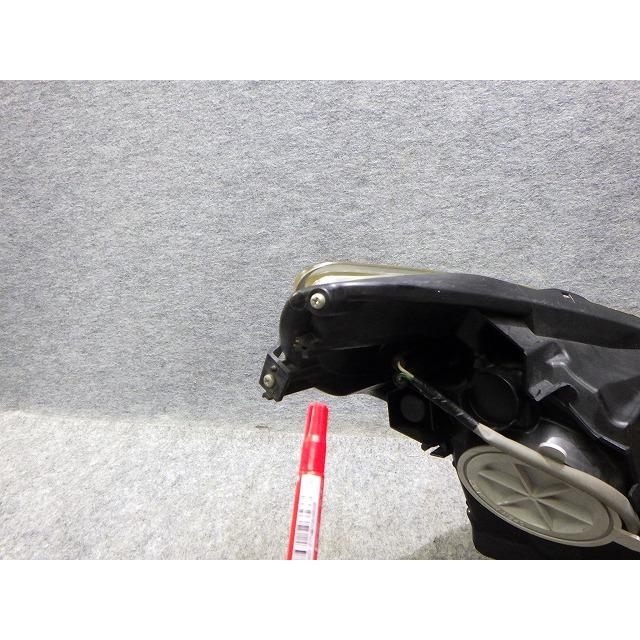 スカイライン（日産） スカイライン 左ヘッドライト HID キセノン 後期