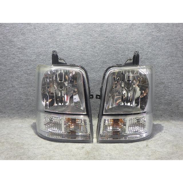 スズキ（SUZUKI） エブリィ ヘッドライト 左右 ハロゲン DA64V