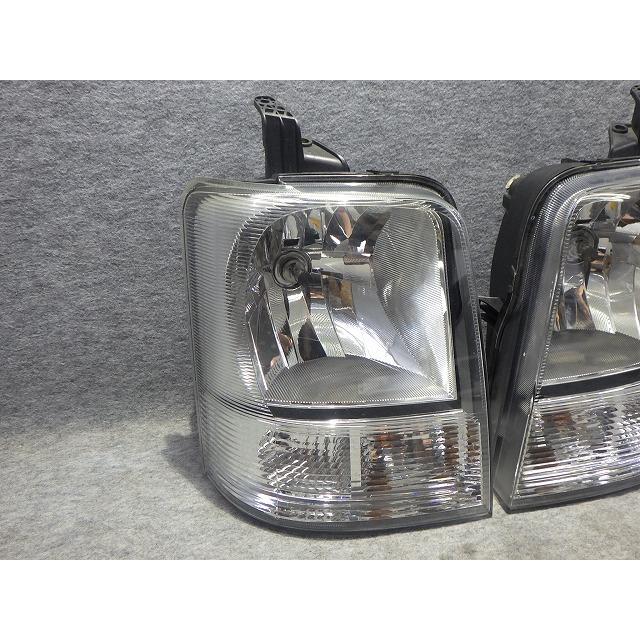 スズキ（SUZUKI） エブリィ ヘッドライト 左右 ハロゲン DA64V