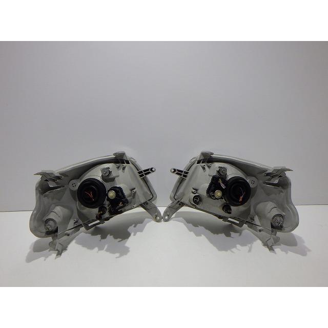 エッセ　L235S　ヘッドライト左右　 レべ付き ダイハツ（DAIHATSU） エッセ ヘッドライト 左右 ハロゲン L235S L245S
