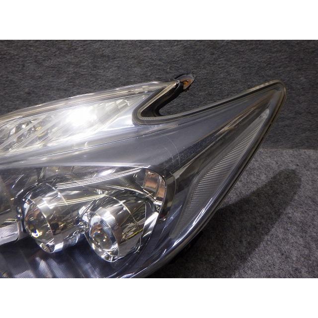 トヨタ（TOYOTA） プリウス ヘッドライト 左右 LED ZVW30 前期 47-30