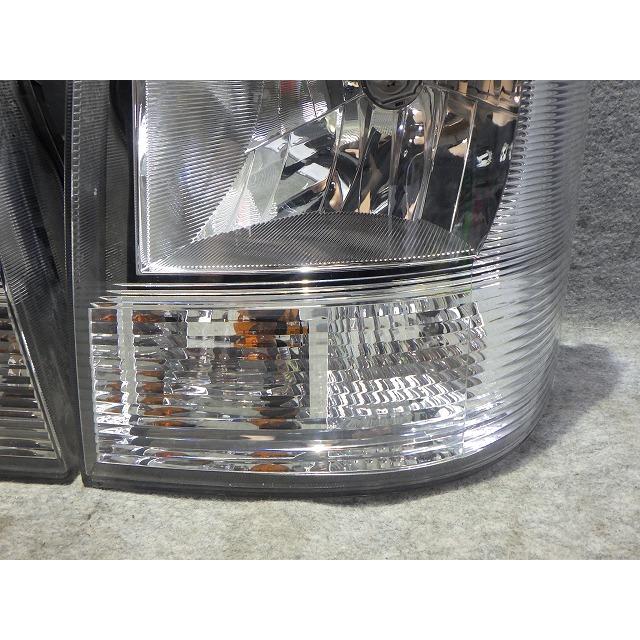 スズキ（SUZUKI） エブリィ ヘッドライト左右 DA64V ハロゲン