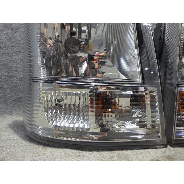 スズキ（SUZUKI） エブリィ ヘッドライト左右 DA64V ハロゲン