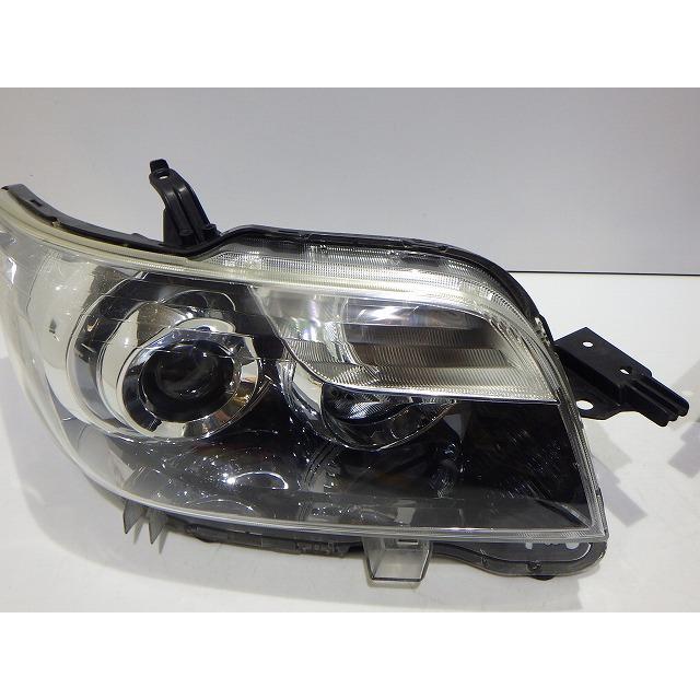 トヨタ（TOYOTA） カローラルミオン ヘッドライト 左右 HID NZE154