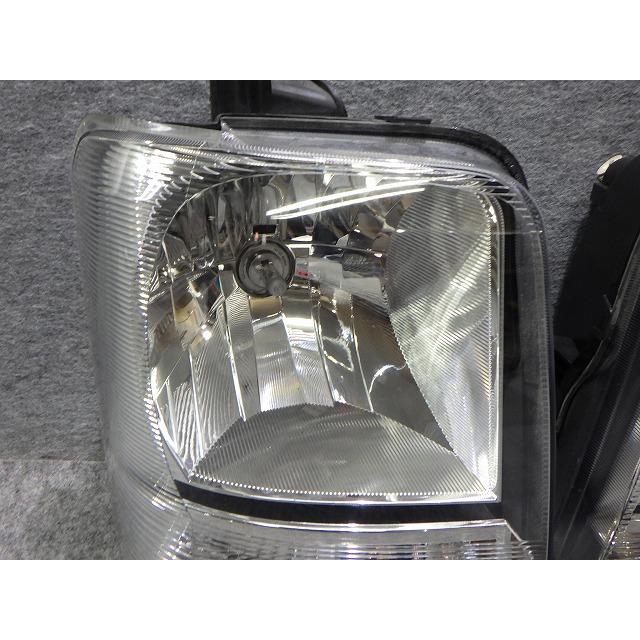 DA64W エブリイワゴン　ハロゲン　ヘッドライト　 左右　レベ付 スズキ（SUZUKI） エブリイ ヘッドライト 左右 ハロゲン DA64V レベ付