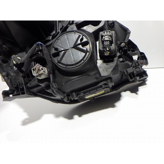 トヨタ（TOYOTA） ヴェルファイア ヘッドライト 左右 HID ANH20 ANH25