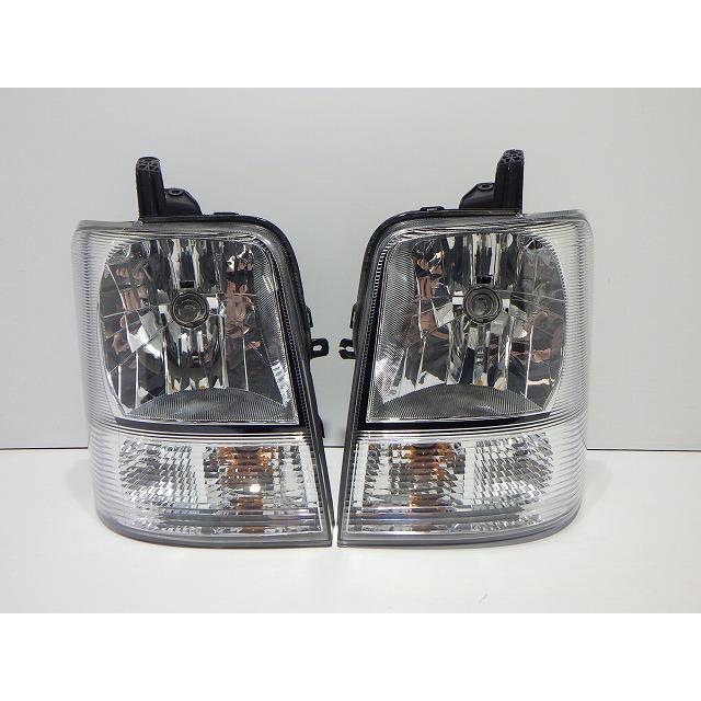 スズキ エブリィ DA64V DG64V DG64V 　スクラム　ヘッドライト スズキ（SUZUKI） エヴリィ ヘッドライト左右 ハロゲン DA64V レベ付