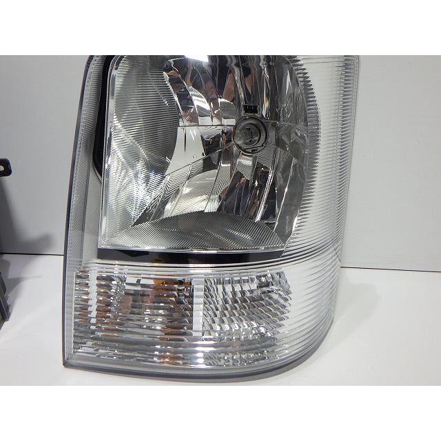 スズキ（SUZUKI） エヴリィ ヘッドライト左右 ハロゲン DA64V レベ付