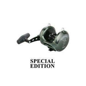 Okuma Makaira Lever Drag Reels /Silver | 