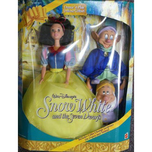 Disney(ディズニー) Snow ホワイト and the Seven Dwarf Stackable 人形 セット