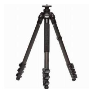 安い売れ筋 Benro C1580F Classic Tripod with Carbon Fiber Flip Lock Legs， 4 Sections， 17.6 Lbs Maximum Load，