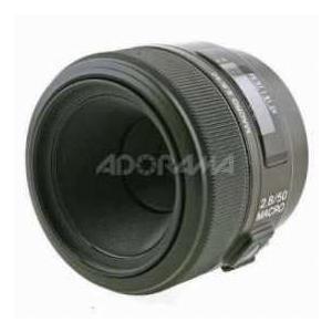 Sony 50mm f/2.8 a(alpha) Mount Digital SLR Macro Lens - Bundle - with Tiffen 55mm Photo Essentialの画像