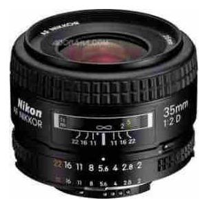 Nikon 35mm f/2D AF Nikkor Lens - U.S.A. Warranty - Accessory Bundle with Tiffen 52mm UV Glass Filの画像