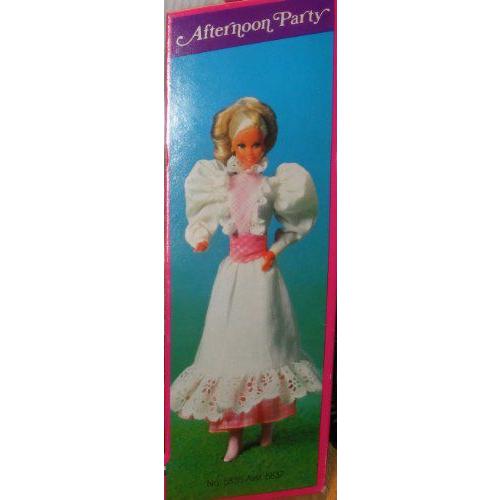 Barbie(バービー) Desinger コレクション Afternoon Party (1982) No. 5835 |  | 03