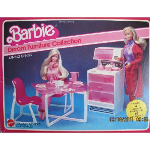 Barbie(バービー) Dream Furniture コレクション - DINING CENTER / 4 Pieces of Furniture & 49 アクセ | 