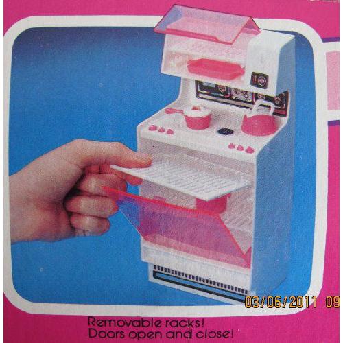 Barbie(バービー) Dream Furniture コレクション - DINING CENTER / 4 Pieces of Furniture & 49 アクセ |  | 03