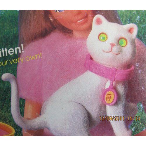 ビンテージ バービー人形's FLUFF Poseable KITTEN Cat / SCRATCHING POST， Carrier & More! (1982 Matt |  | 03